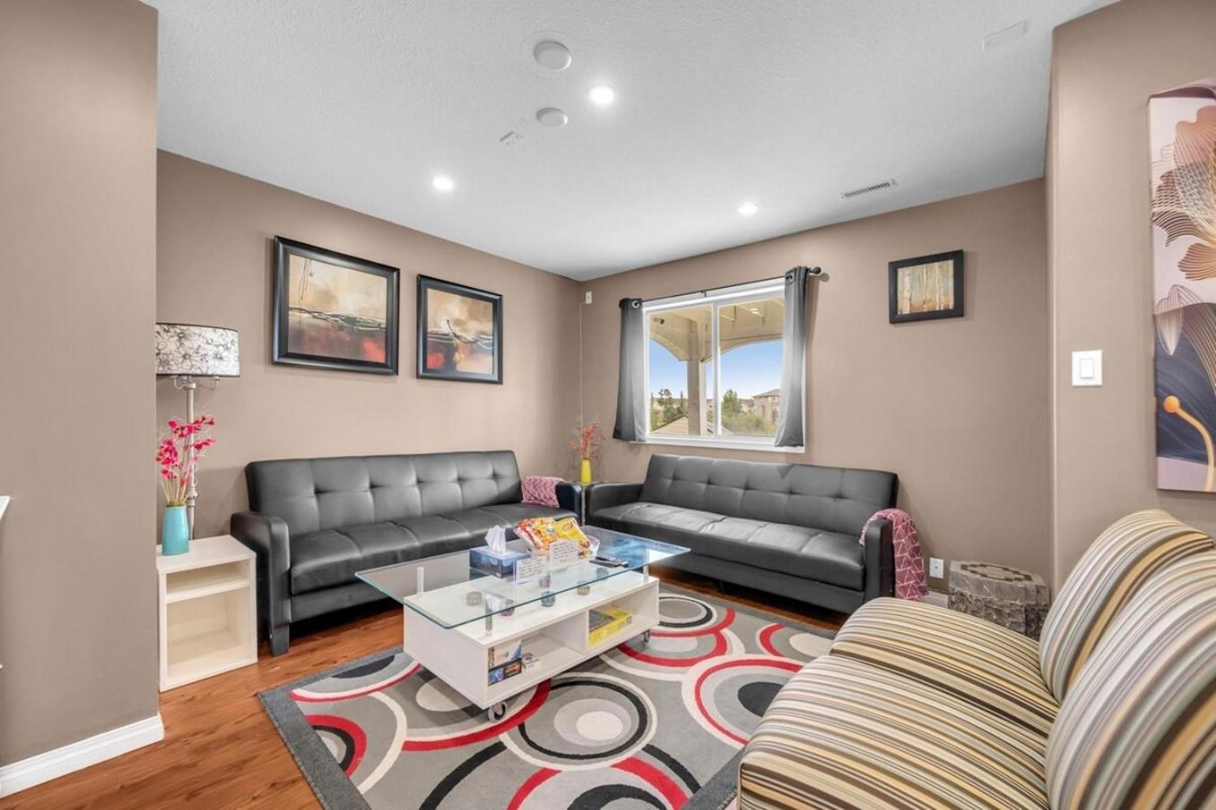 52-3 Bed Suite On Lake Central Ac By Airport Calgary Extérieur photo