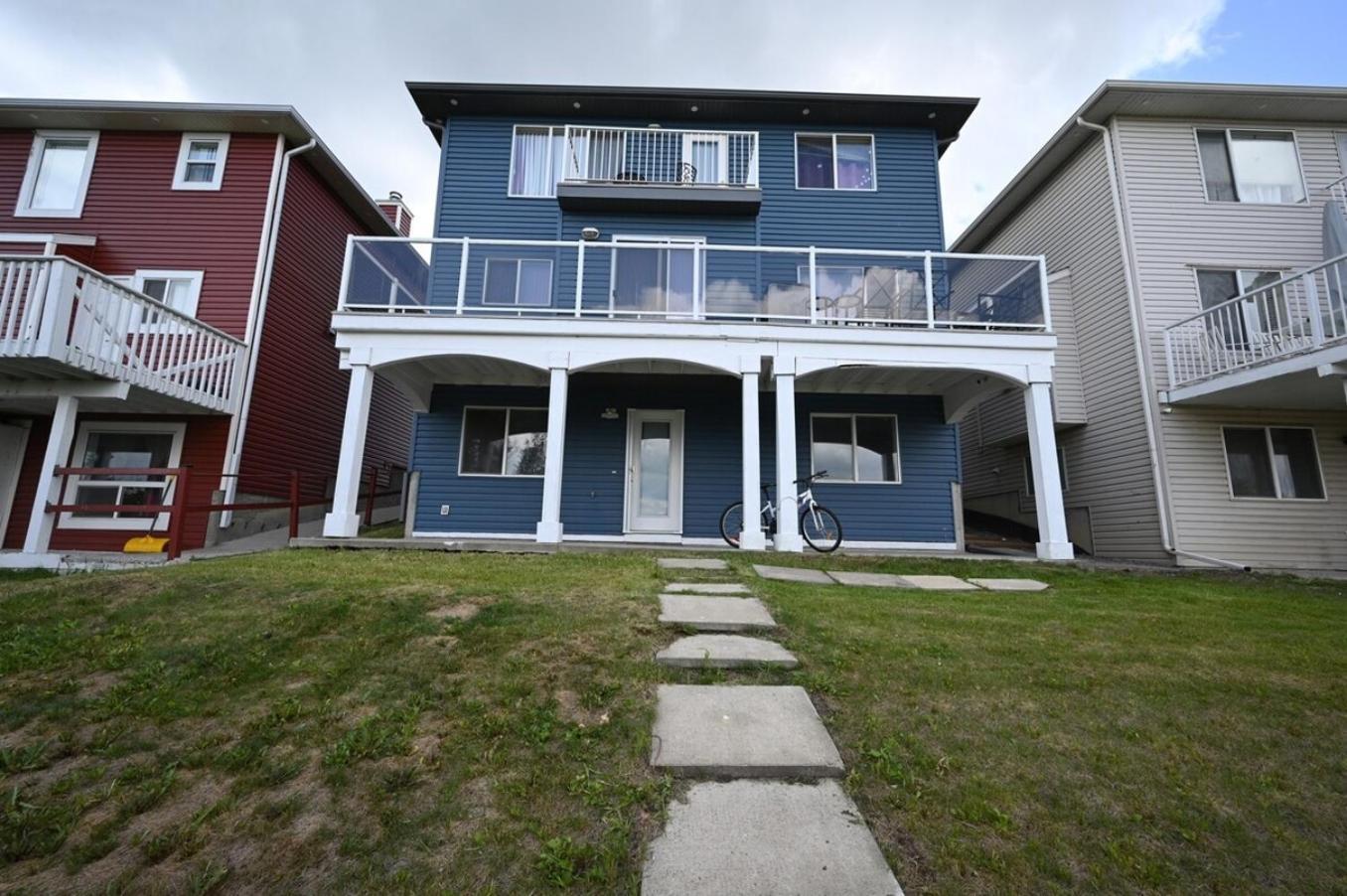 52-3 Bed Suite On Lake Central Ac By Airport Calgary Extérieur photo